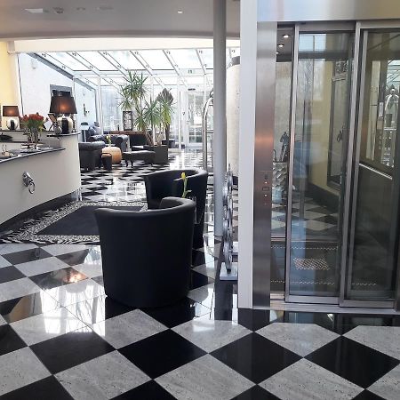 Bayerisches Landhaus Hotel Bielefeld Exterior foto